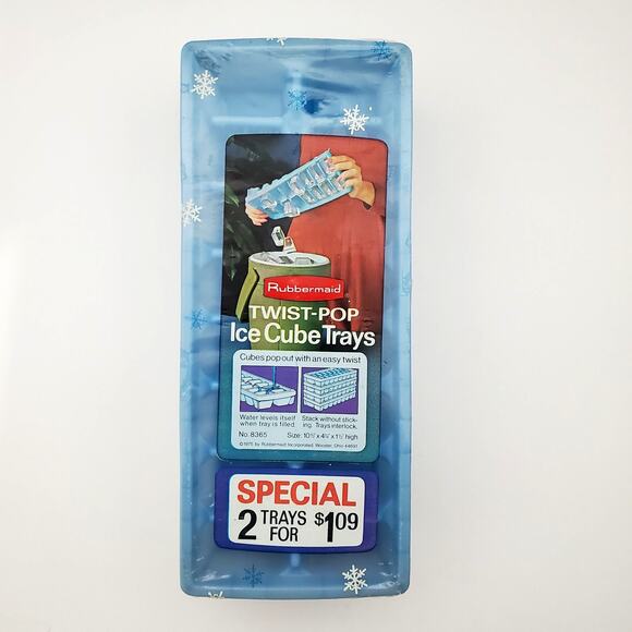 Vtg Rubbermaid Ice Cube Trays Blue USA Made Twist Pop Out Plastic No.8365 - Picture 1 of 7